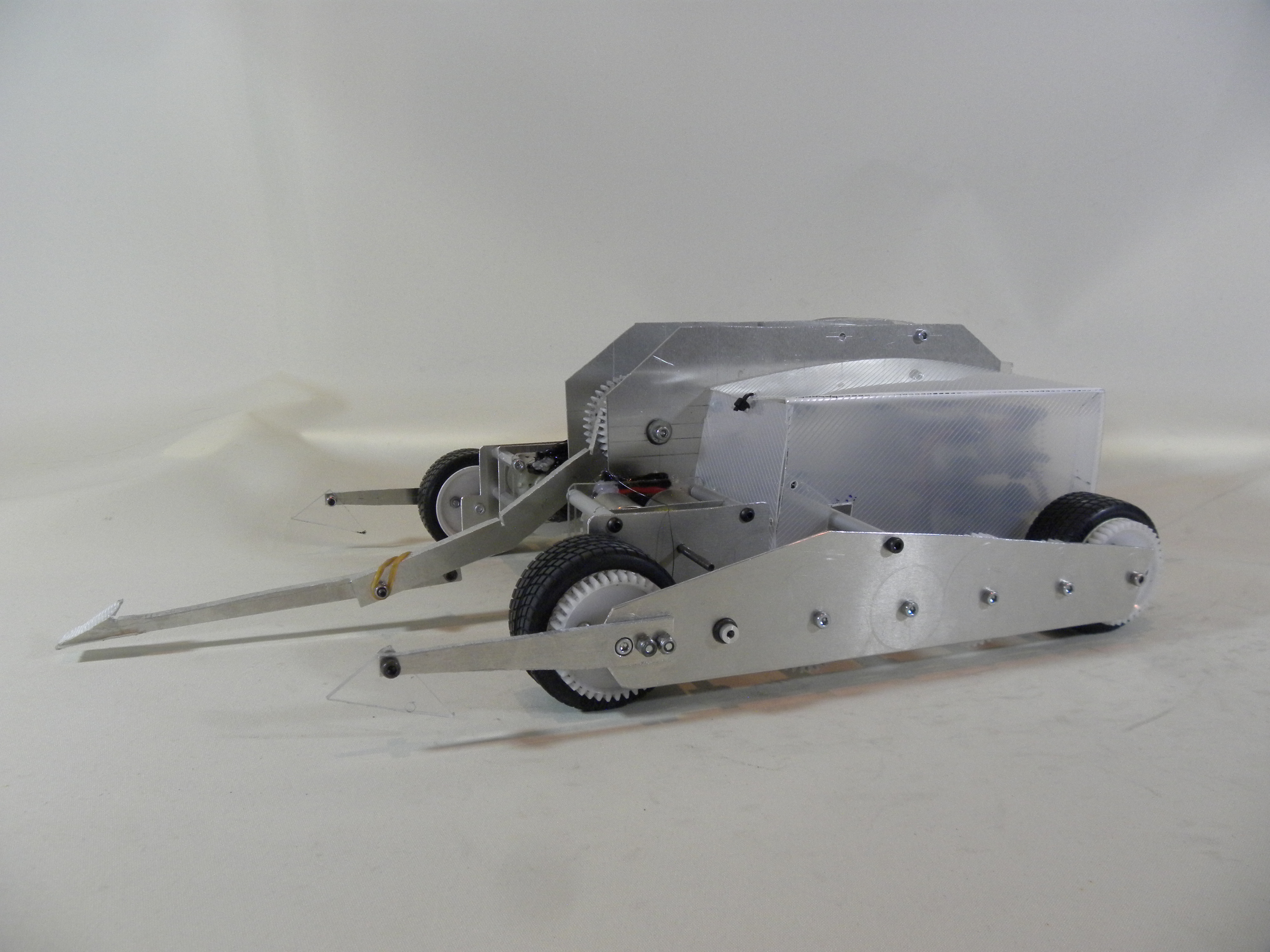 第35回小型ロボット競技会"BRAVE"ーCLUB WAD-出場機体