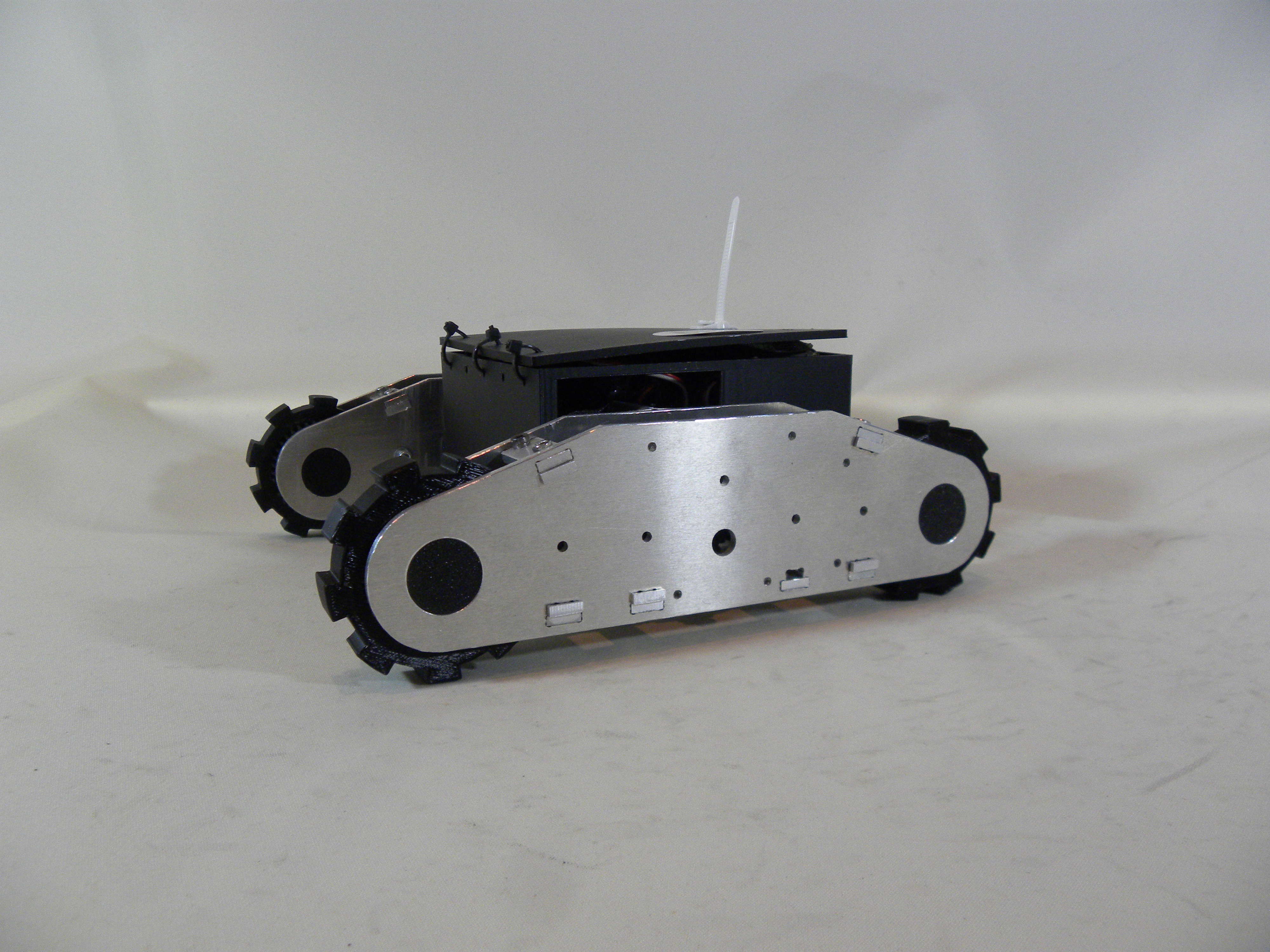 第35回小型ロボット競技会"BRAVE"ーCLUB WAD-出場機体