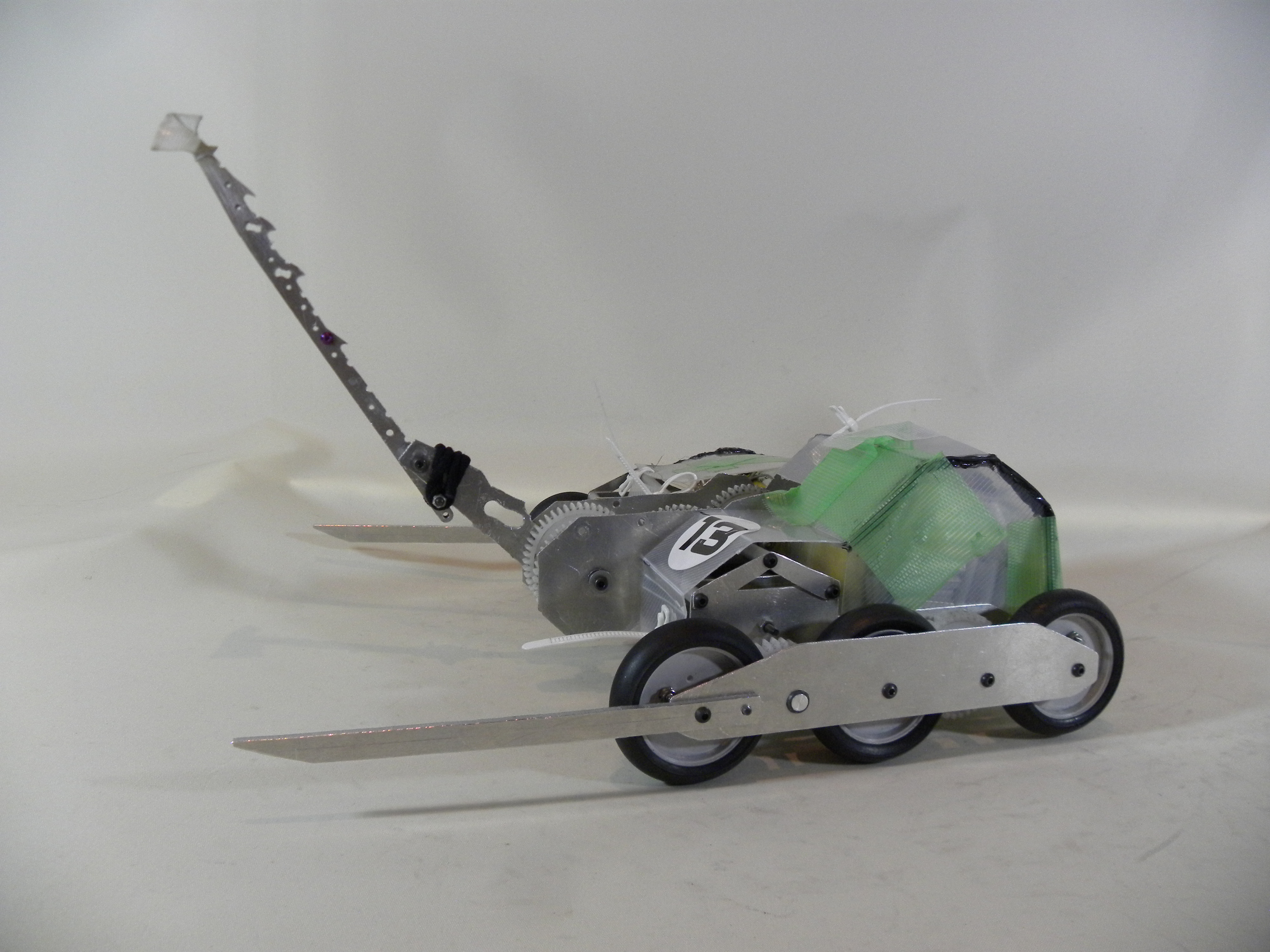 第35回小型ロボット競技会"BRAVE"ーCLUB WAD-出場機体