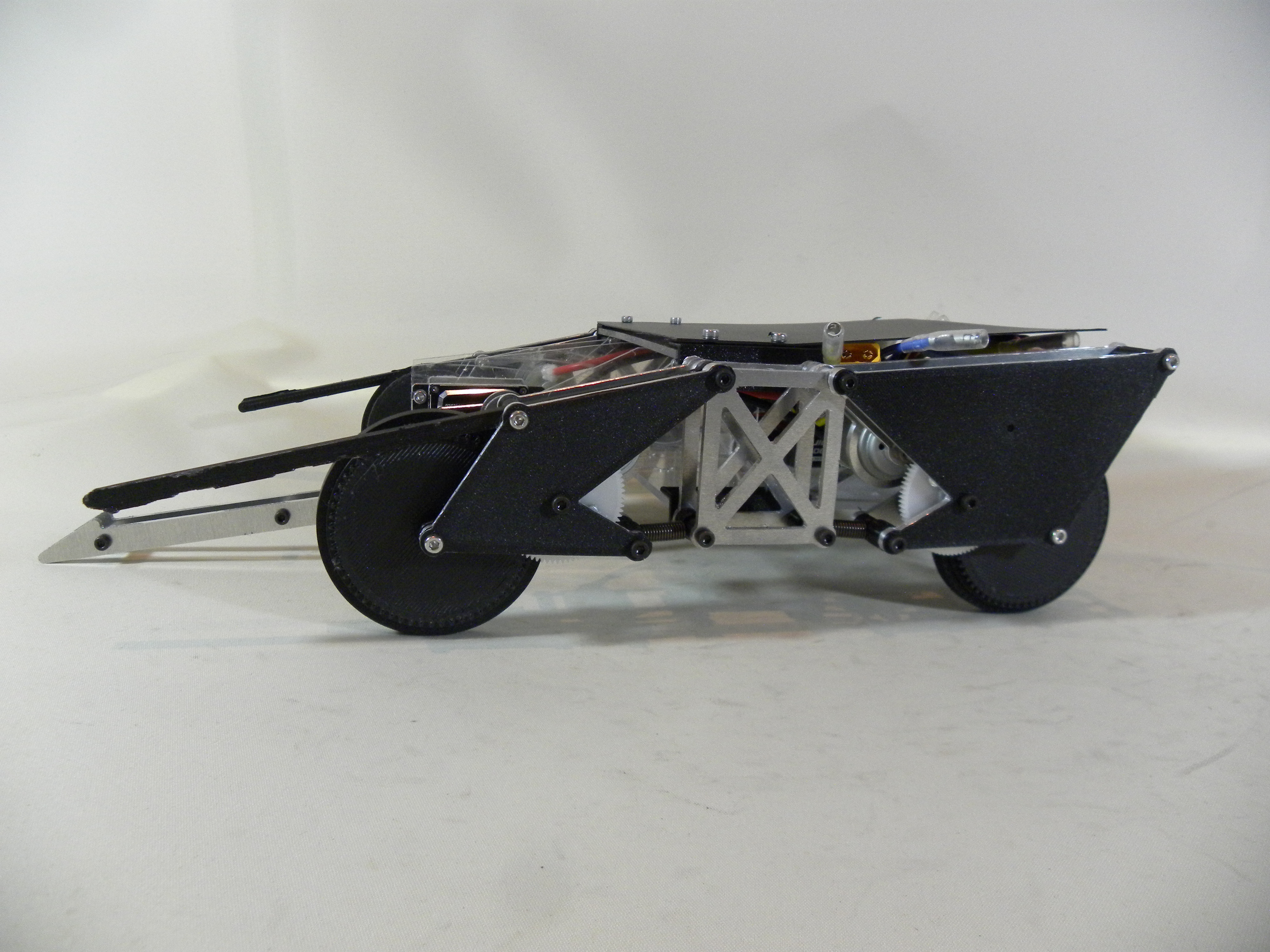 第35回小型ロボット競技会"BRAVE"ーCLUB WAD-出場機体