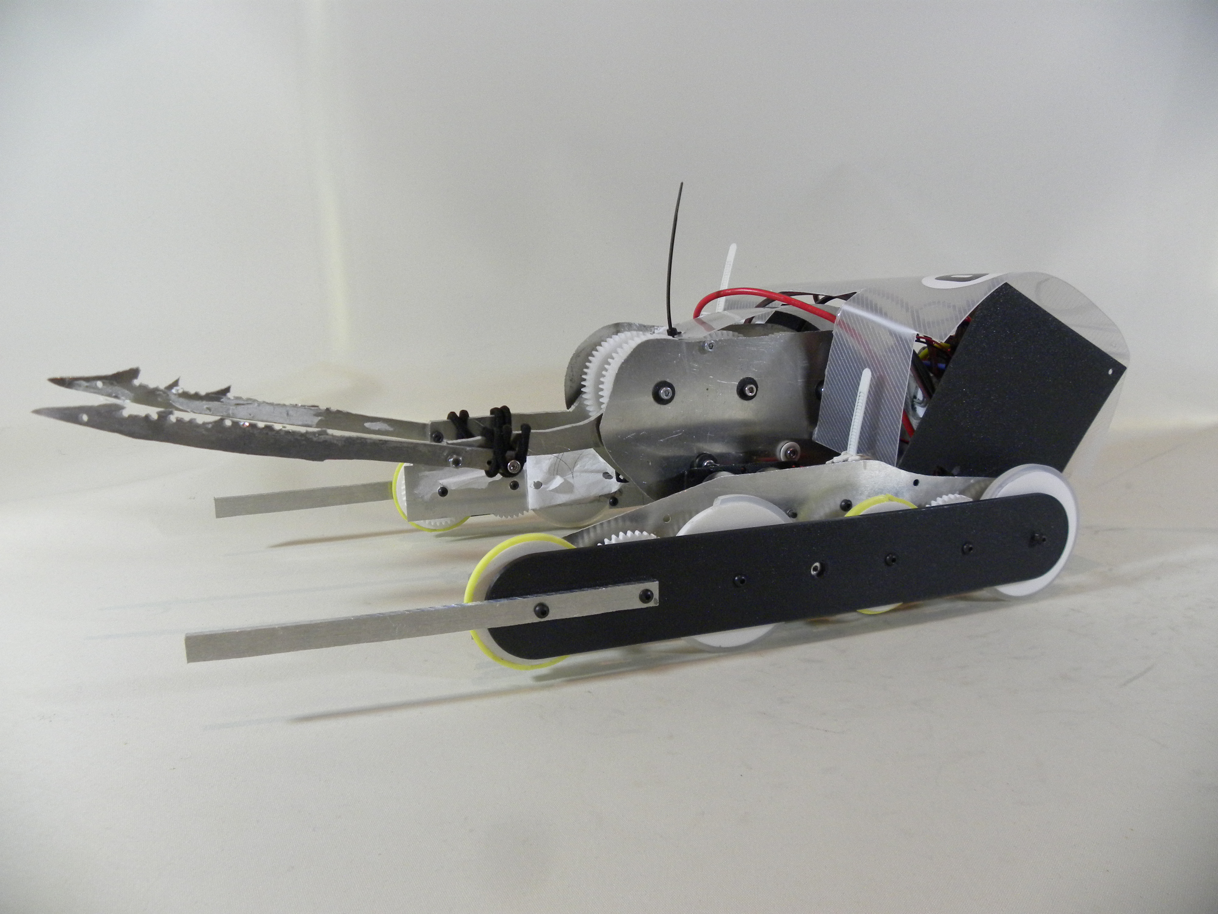 第35回小型ロボット競技会"BRAVE"ーCLUB WAD-出場機体