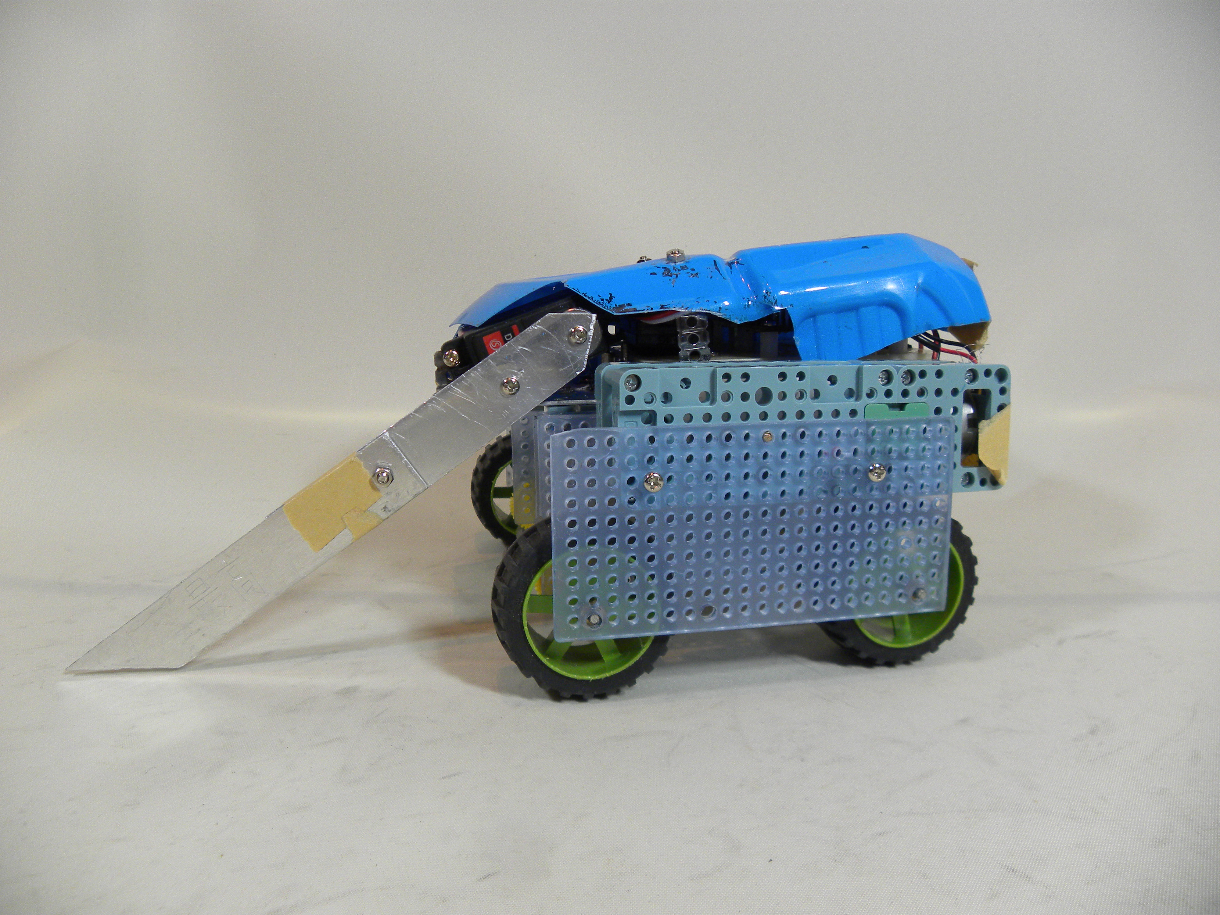 第35回小型ロボット競技会"BRAVE"ーCLUB WAD-出場機体