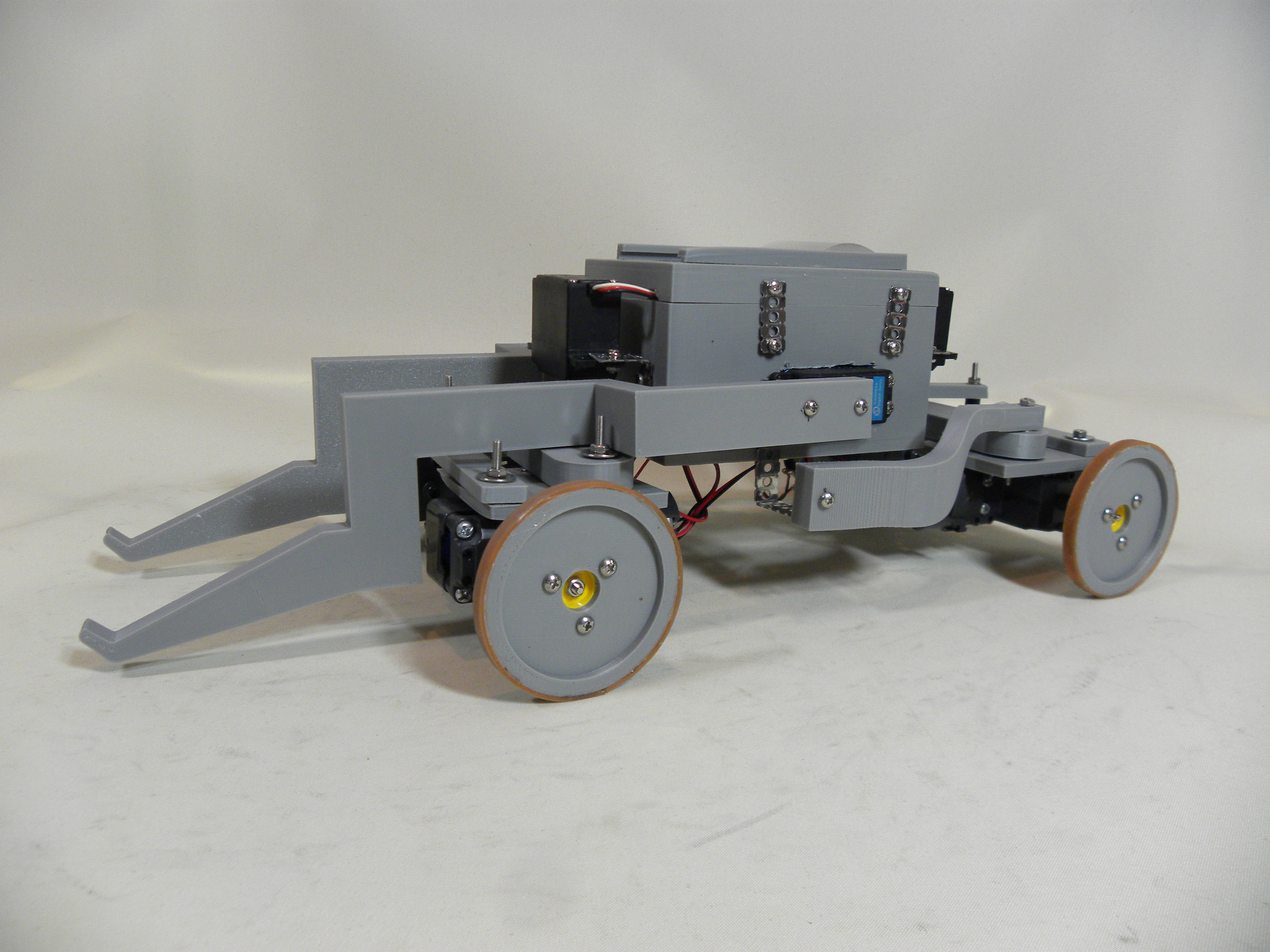 第35回小型ロボット競技会"BRAVE"ーCLUB WAD-出場機体