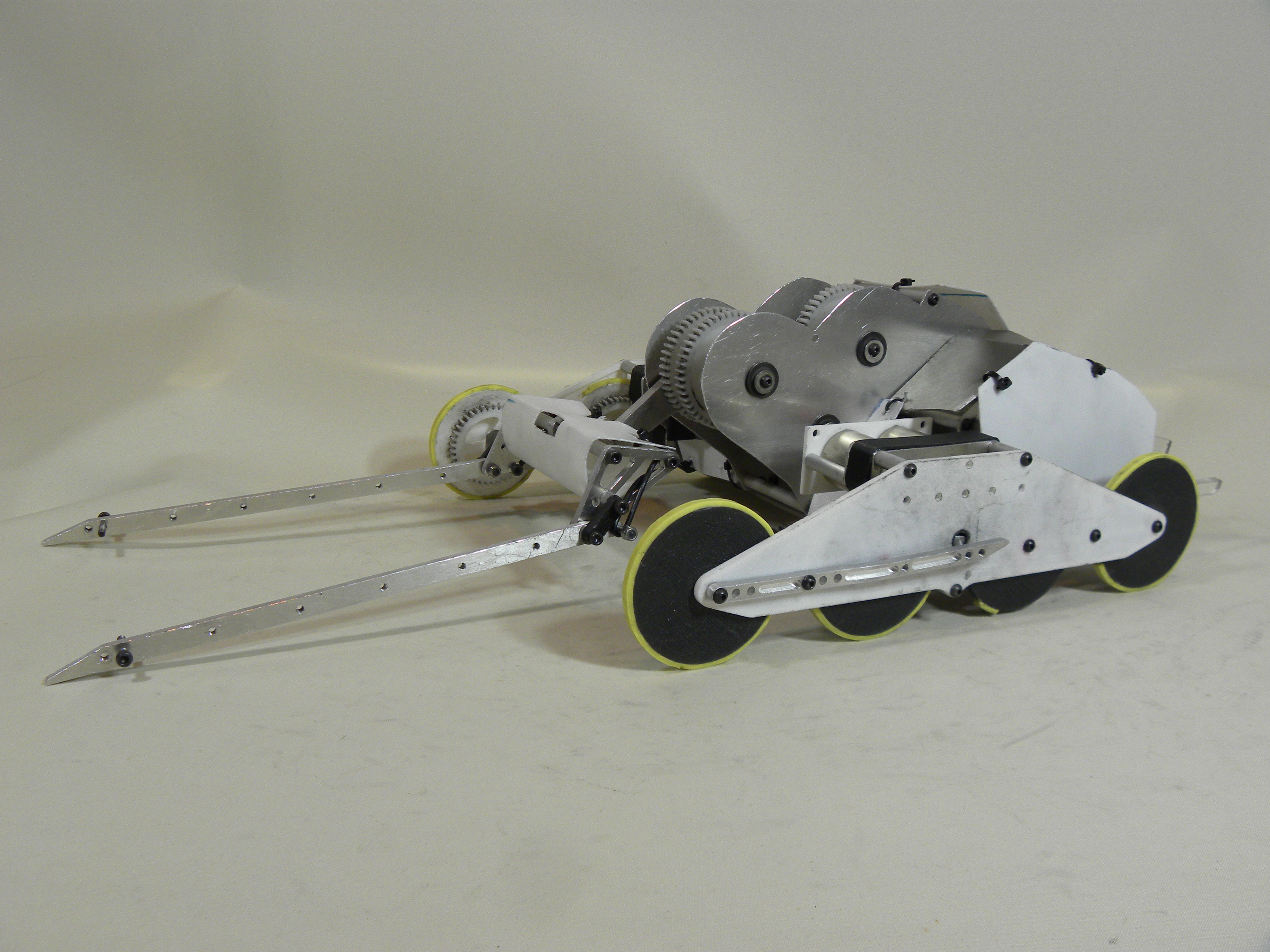 第35回小型ロボット競技会"BRAVE"ーCLUB WAD-出場機体