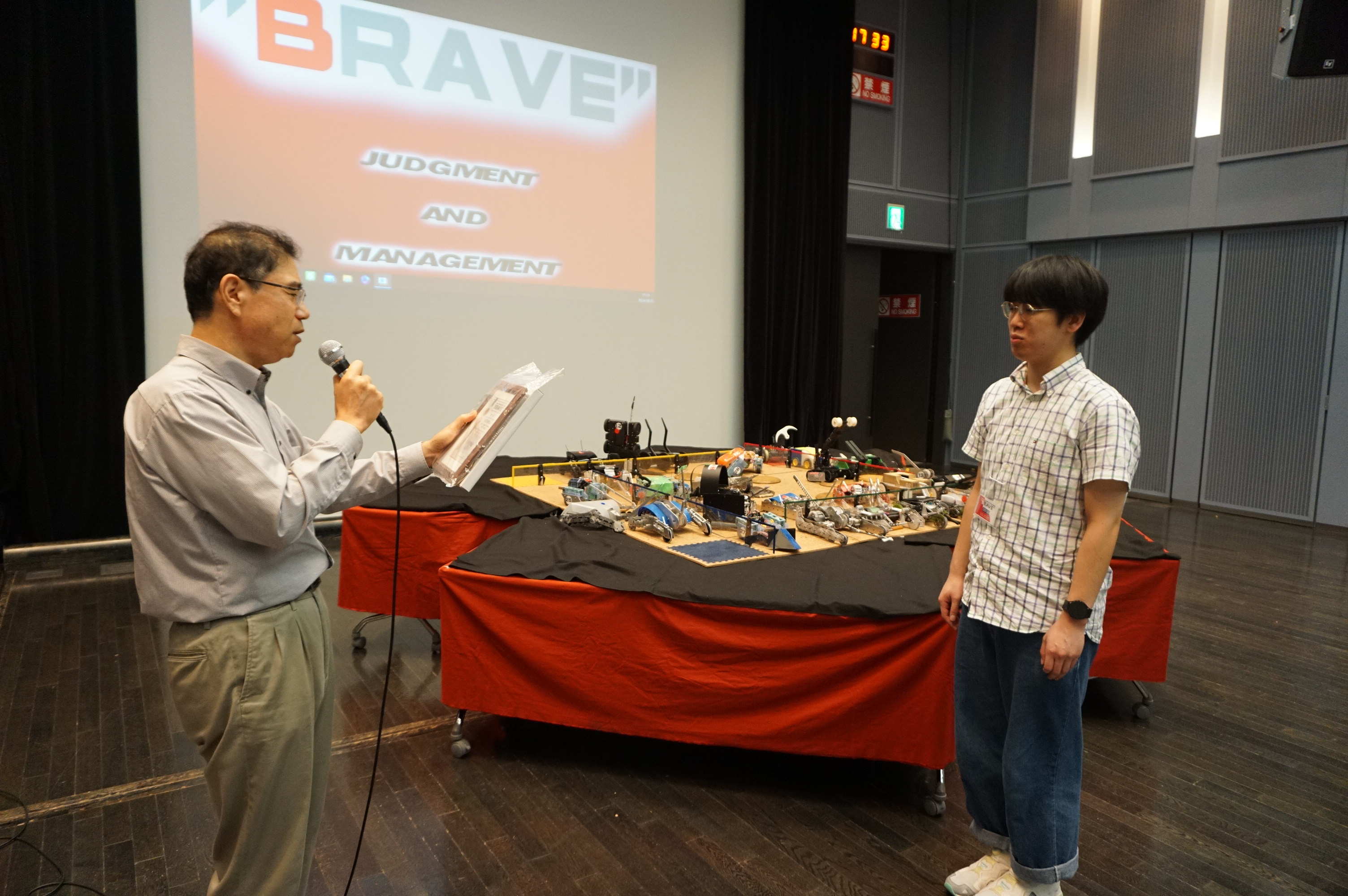 第33回小型ロボット競技会“ＢＲＡＶＥ”－ＣＬＵＢ ＷＡＤ－優勝