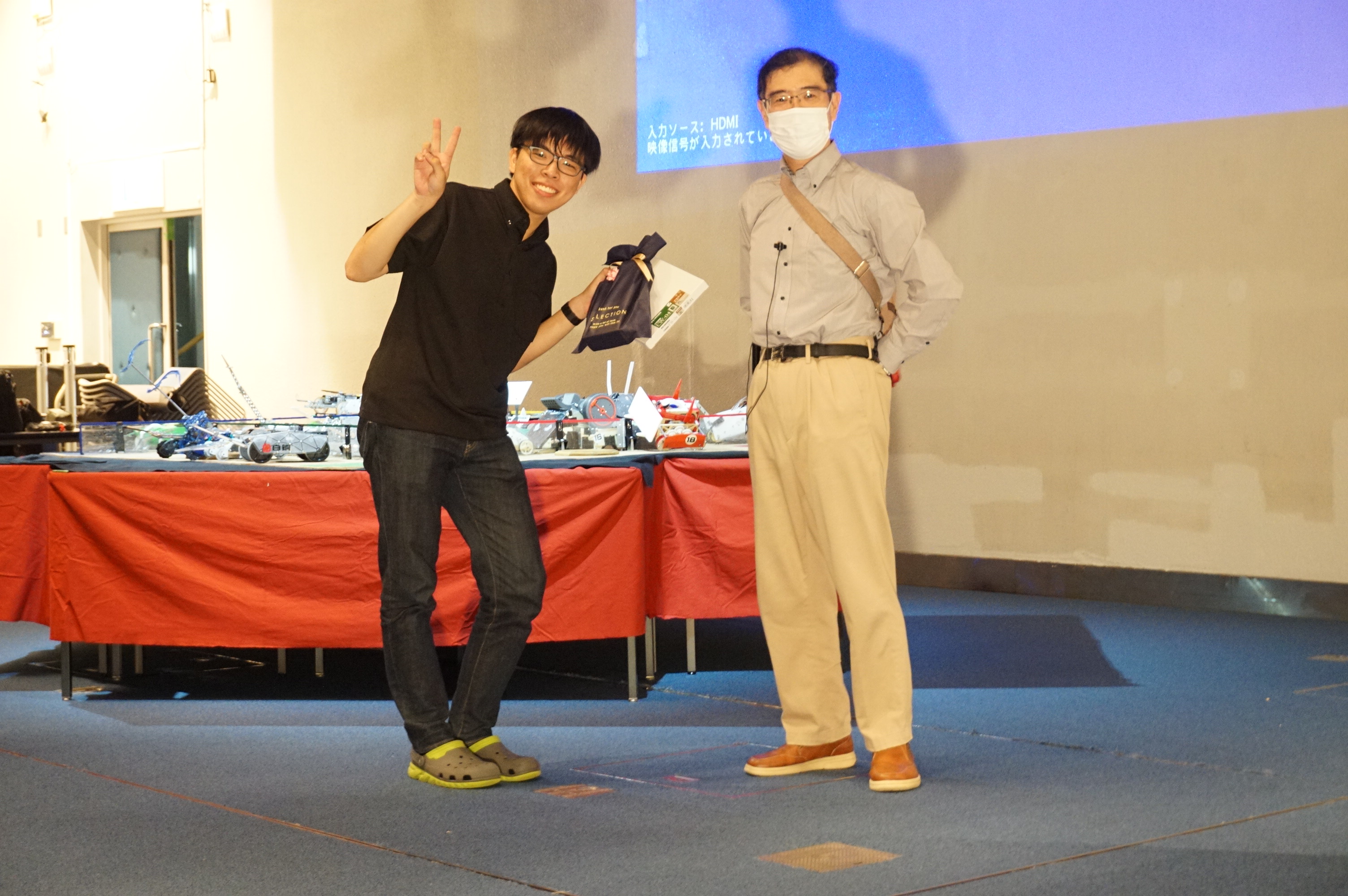 第30回小型ロボット競技会“ＢＲＡＶＥ”−ＣＬＵＢ ＷＡＤ−第３位